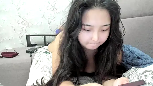 cutie mio online show from September 10, 2025, 11:32 am