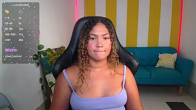 Cristal War online show from October 6, 2025, 11:24 pm