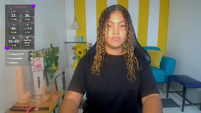 Cristal War online show from November 28, 2025, 9:50 pm