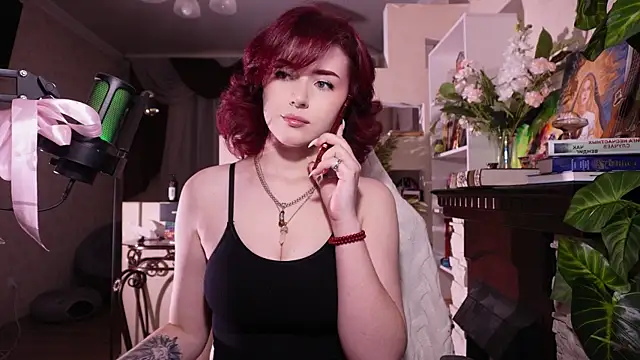 Chriss Fox online show from October 22, 2025, 3:23 pm