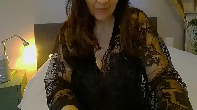 Ella Next Door online show from December 21, 2024, 1:53 pm