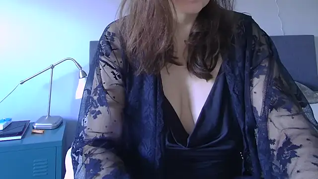 Ella Next Door online show from February 6, 2025, 10:26 am