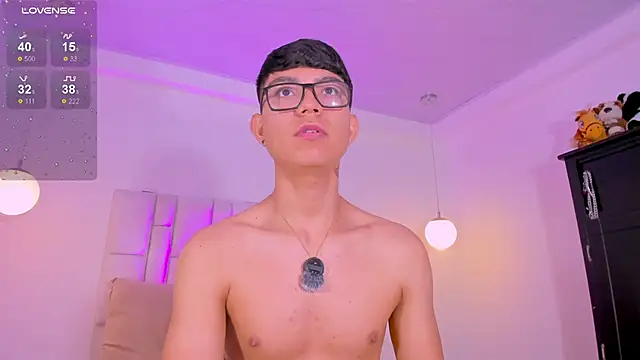 CodyTwink online show from April 9, 2026, 1:05 pm