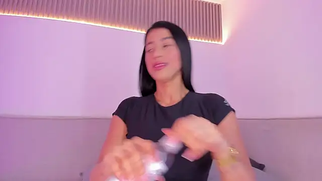 jasminehill  online show from December 22, 2025, 12:24 pm