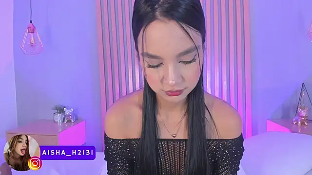 aisha h  online show from September 25, 2025, 9:07 pm