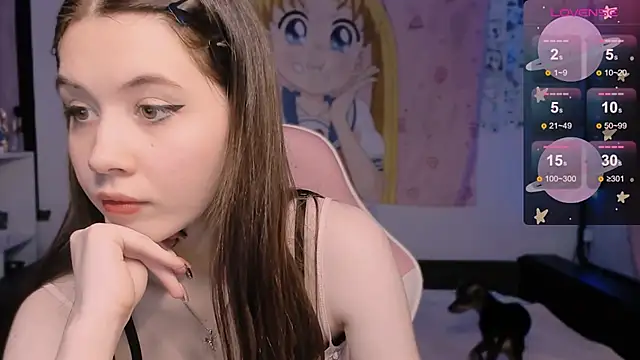 CoddleWeeper  online show from September 30, 2025, 2:33 pm