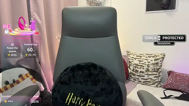 Unique-Beauty online show from April 19, 2026, 6:10 pm