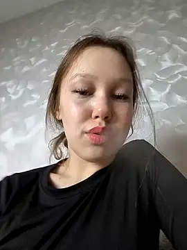  AnMiss  online show from May 9, 2026, 4:34 pm