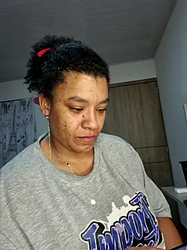 Selket11 online show from October 3, 2025, 10:51 pm