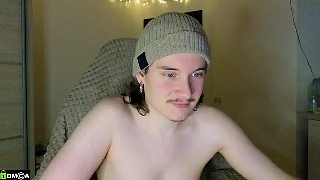 MoreRealAlex online show from January 11, 2026, 9:53 pm