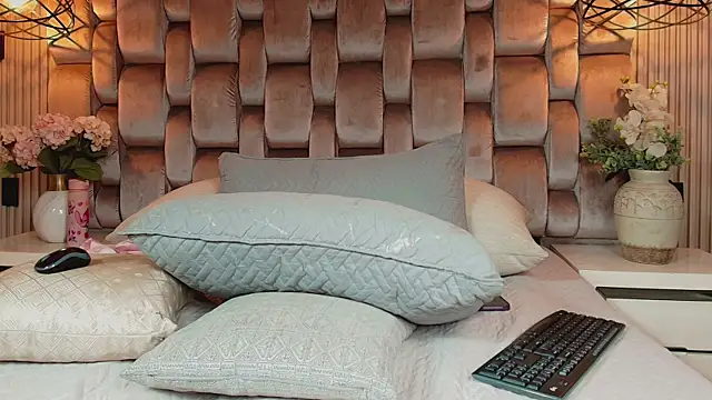 JenSexy  online show from April 18, 2026, 7:58 pm