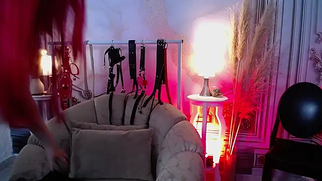 Naty slavedoll online show from November 3, 2025, 7:15 pm