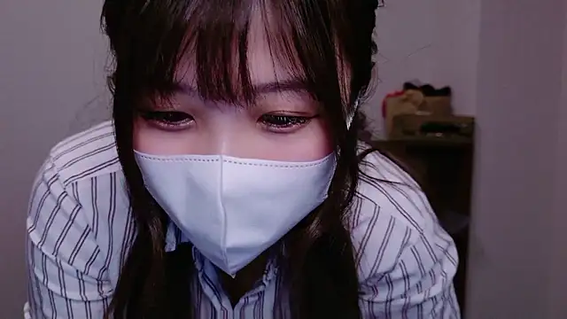 ManaMi-maru online show from November 15, 2025, 12:23 pm