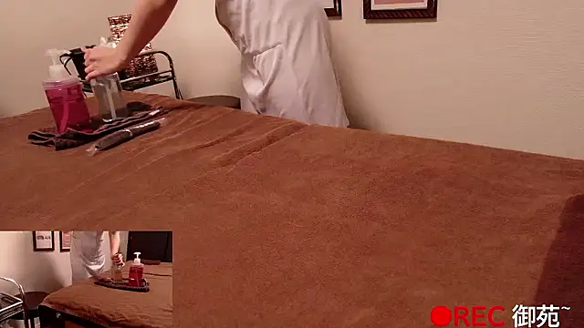 Snapshot of ManaMi-maru chatting on January 15, 2026, 11:48 am ManaMi-maru online show from January 15, 2026, 11:48 am