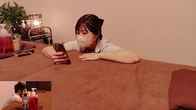 Snapshot of ManaMi-maru chatting on March 1, 2026, 3:14 pm ManaMi-maru online show from March 1, 2026, 3:14 pm