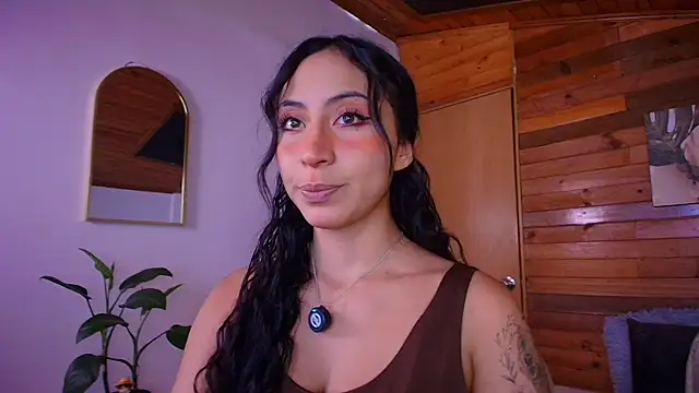 Snapshot of amber_curly chatting on July 14, 2026, 8:36 pm amber curly online show from July 14, 2026, 8:36 pm