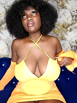 Snapshot of Tushy_baiby2000 chatting on December 17, 2024, 10:44 am Tushy baiby2000 online show from December 17, 2024, 10:44 am