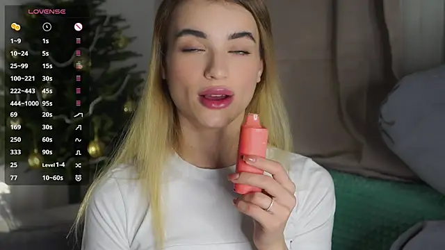 Snapshot of JodyBlow chatting on December 15, 2024, 6:59 pm JodyBlow online show from December 15, 2024, 6:59 pm