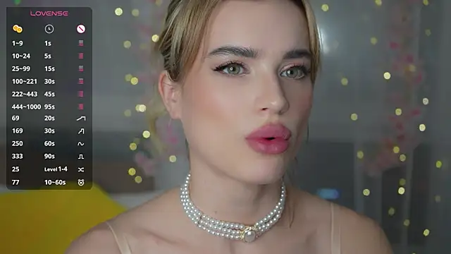 Snapshot of JodyBlow chatting on February 25, 2025, 6:31 pm JodyBlow online show from February 25, 2025, 6:31 pm