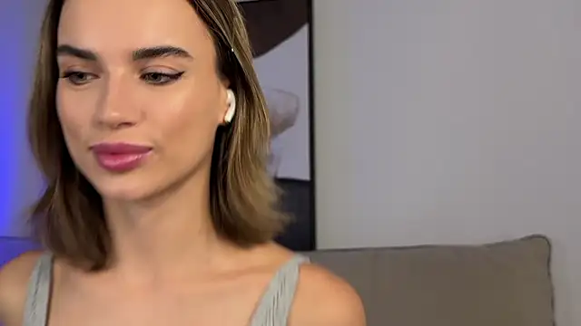 Snapshot of JodyBlow chatting on October 25, 2025, 10:23 am JodyBlow online show from October 25, 2025, 10:23 am