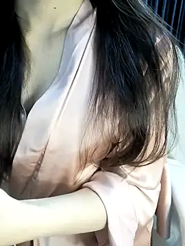  Linez  online show from November 21, 2025, 6:06 pm