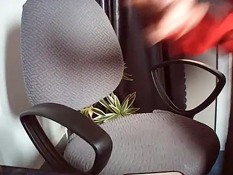 Haralushiaaax online show from March 4, 2026, 1:33 am