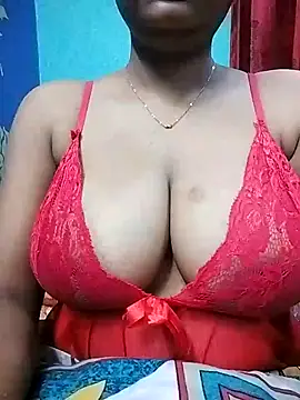 Snapshot of Nancy-22 chatting on March 11, 2025, 5:35 pm Nancy-22 online show from March 11, 2025, 5:35 pm