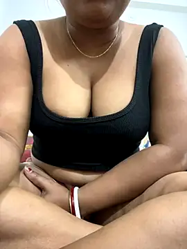 Snapshot of Nancy-22 chatting on November 2, 2025, 9:11 am Nancy-22 online show from November 2, 2025, 9:11 am