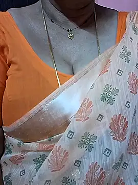 ananya956 online show from April 4, 2026, 4:15 pm