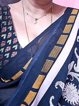 ananya956 online show from April 22, 2026, 12:28 pm