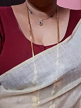 ananya956 online show from May 27, 2026, 1:46 am