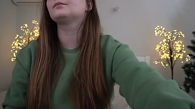 MagicPeachh  online show from January 22, 2025, 7:56 pm