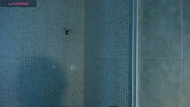 Ramona Flower online show from December 1, 2025, 2:05 am