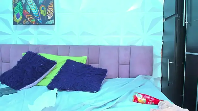 Victoria Coleman online show from February 7, 2025, 2:26 pm