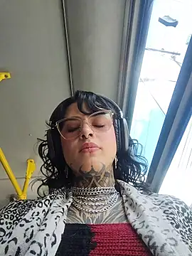 taaylor33 online show from January 9, 2026, 3:59 pm