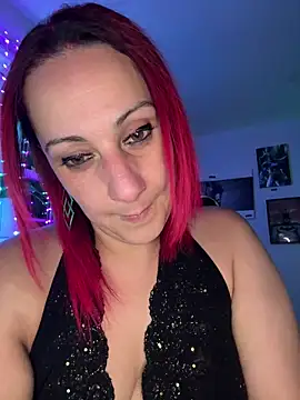 DeeLight124 online show from September 28, 2025, 7:14 am