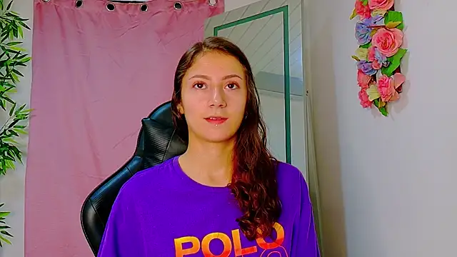 Snapshot of scarlet-jonesx chatting on February 25, 2026, 1:26 am scarlet-jonesx online show from February 25, 2026, 1:26 am