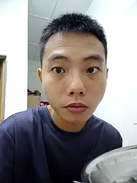 Snapshot of LiuQianXi5726 chatting on March 8, 2025, 12:22 am LiuQianXi5726 online show from March 8, 2025, 12:22 am