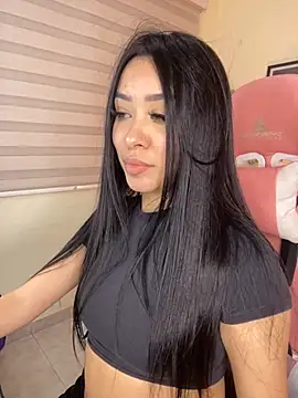 Starliee   online show from September 27, 2025, 4:28 am