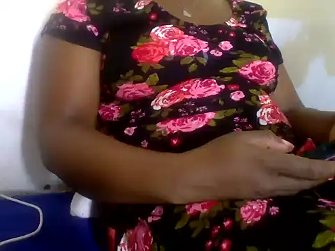 Hot-zeenah online show from October 3, 2025, 6:16 pm