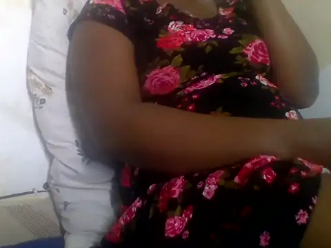 Hot-zeenah online show from October 16, 2025, 3:51 am