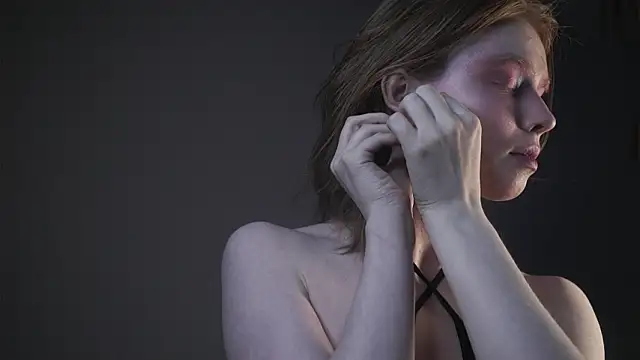 ginger hugs online show from February 5, 2026, 10:03 pm