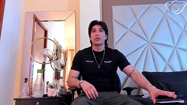 Karimferrer online show from January 29, 2025, 3:44 am