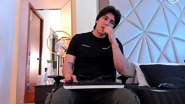 Karimferrer online show from January 29, 2025, 7:25 am