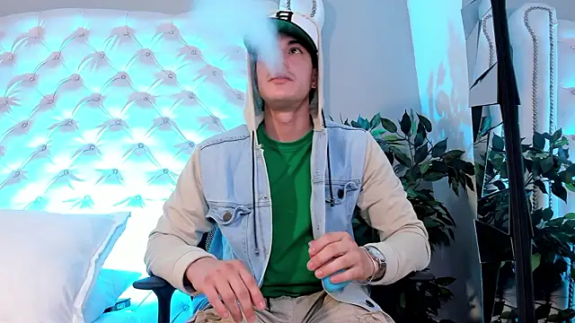 Karimferrer online show from February 19, 2026, 3:46 am