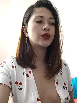 LisbethMoore  online show from March 12, 2025, 2:45 pm