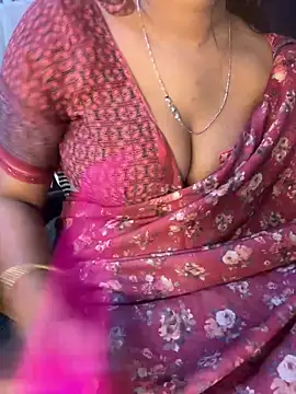 Spicy sari girl online show from April 27, 2026, 4:32 am