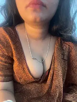 Spicy sari girl online show from July 7, 2026, 4:15 am