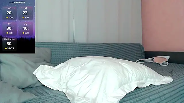 AlexaCruze online show from December 6, 2024, 7:12 pm