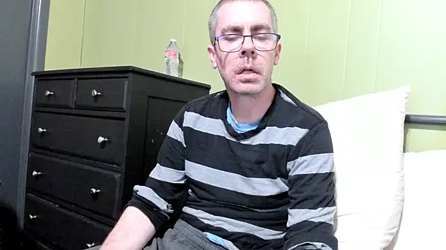 Snapshot of ImportantEquator0 chatting on September 28, 2025, 8:25 pm ImportantEquator0 online show from September 28, 2025, 8:25 pm